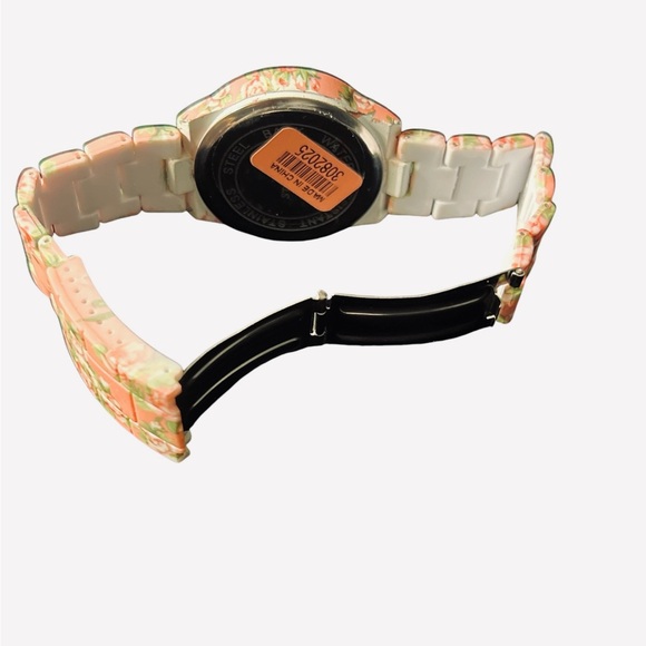 NWOT Strada Pink Flowery Ceramic Watch & 3 Bracelets - Picture 3 of 3
